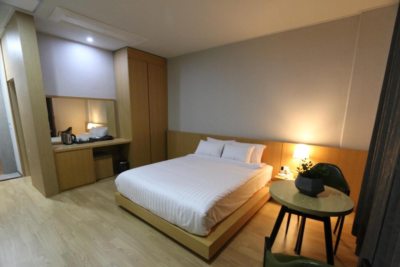 Daedunsan Hotel Wanju Exterior photo